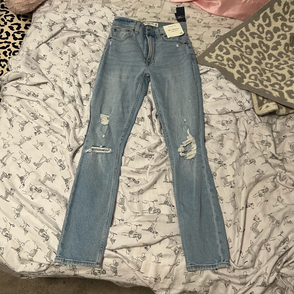 Abercrombie Jeans size 23